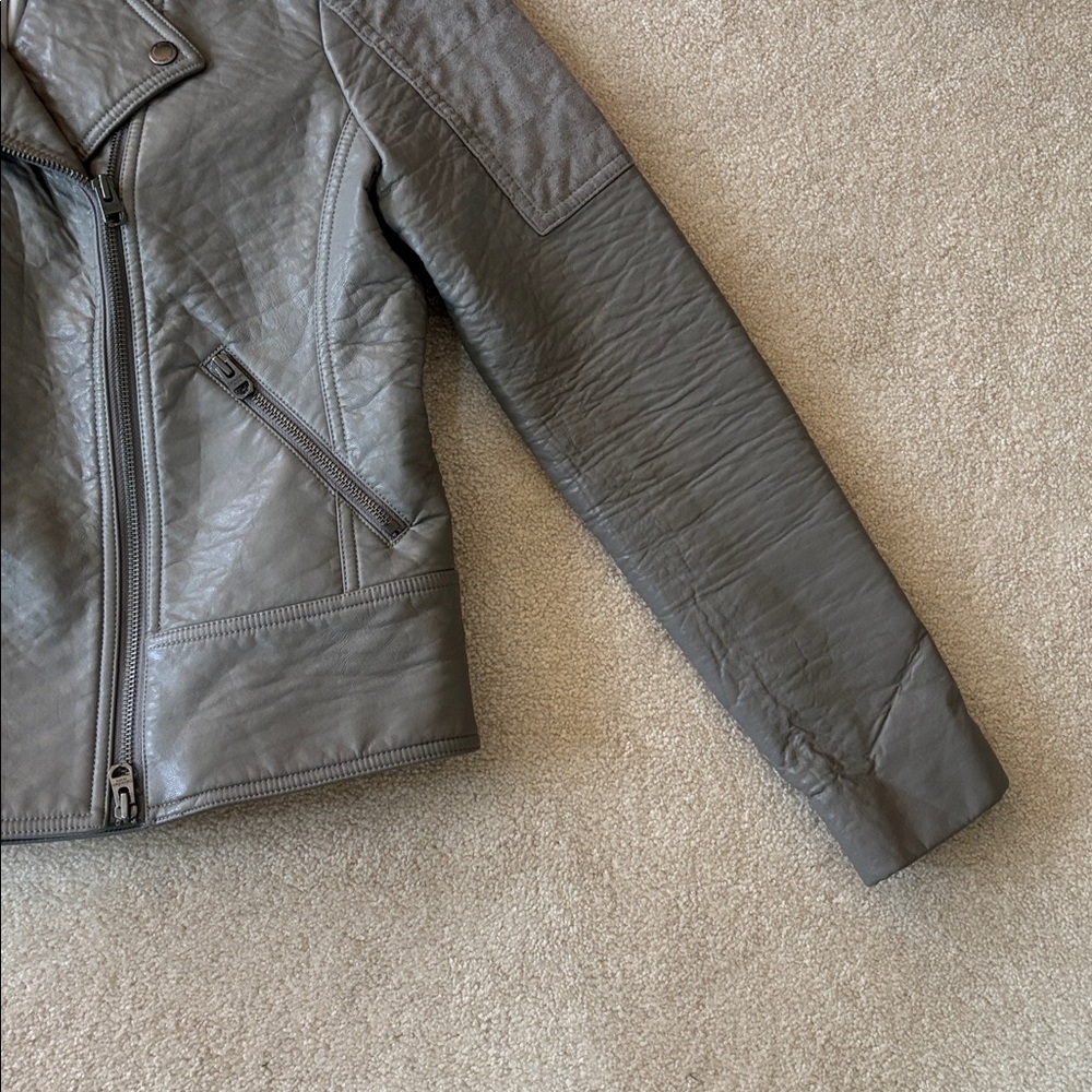 Calvin Klein Jeans Jacket - Picture 3 of 12